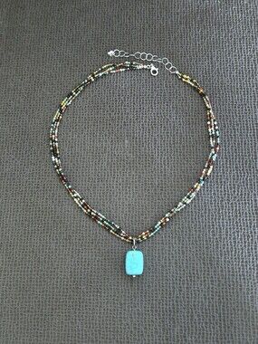 Triple3️⃣ Strand Glass🪟 Bead Necklace with Turquouise🩵 Pendant